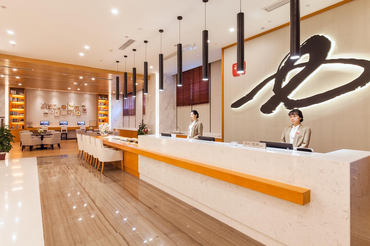 Suiss Place Cmc Taizhou Buitenkant foto